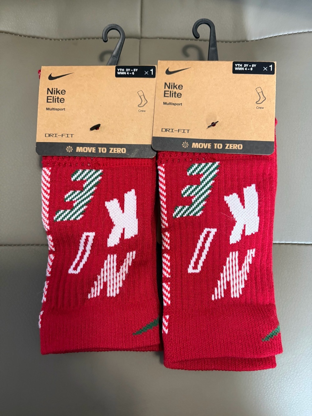 BNWT NIKE ELITE 2.0 X-MAS HOLIDAY CREW SOCKS 2 PAIRS #HV6888-687 US SMALL (S)